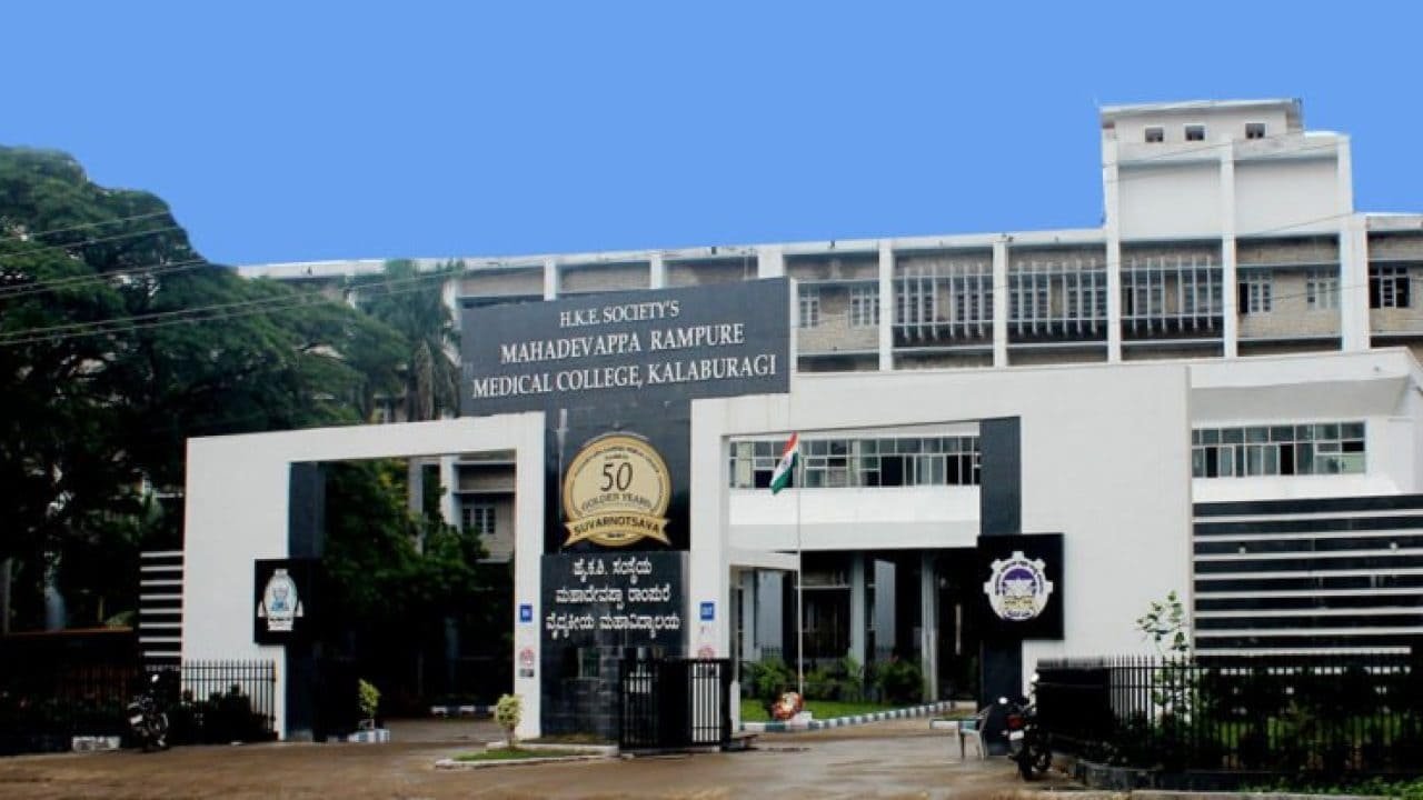 Student Life at AIIMS Delhi