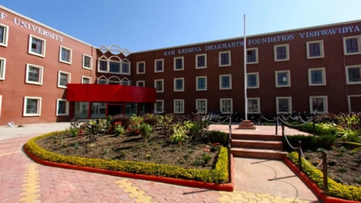 Student Life at AIIMS Delhi